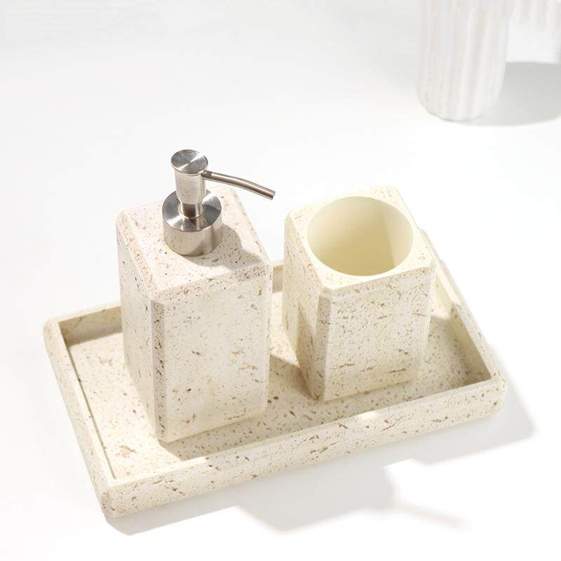 Zara Home Bathroom Set - Butelka na płyn do dezynfekcji rąk