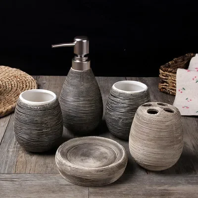 Ceramiczne artykuły łazienkowe – Zara Home Bathroom Set recenzja i cena