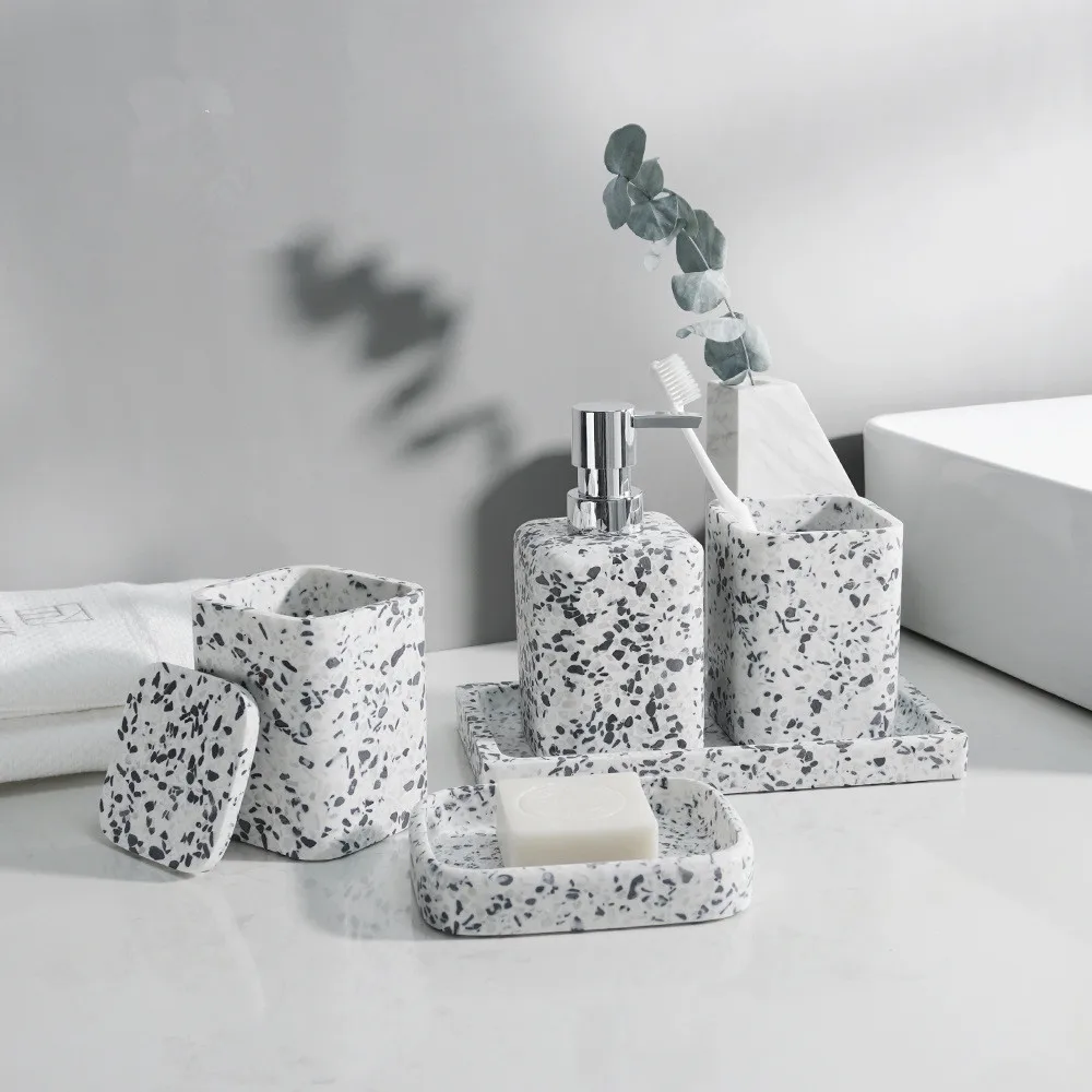 Dozownik do mydła z kamienia n – Zara Home Bathroom Set recenzja i cena