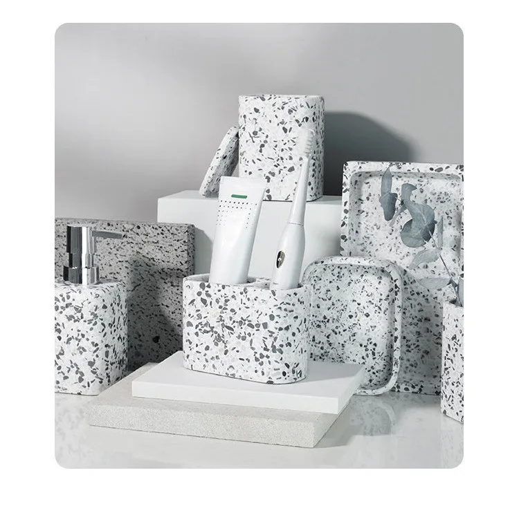 Dozownik do mydła z kamienia n – Zara Home Bathroom Set recenzja i cena