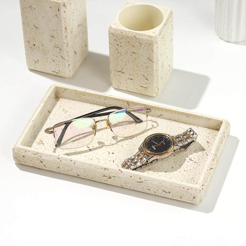 Butelka na płyn do dezynfekcji – Zara Home Bathroom Set recenzja i cena